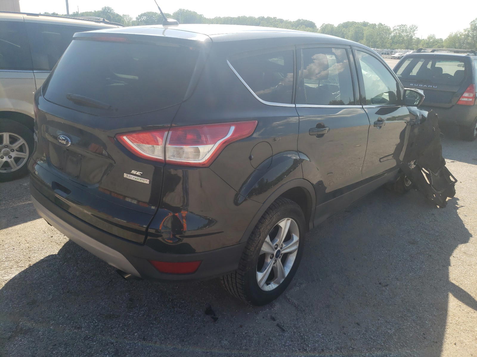 Photo 4 from auction – 2014 FORD ESCAPE SE with VIN 1FMCU0G91EUB98461