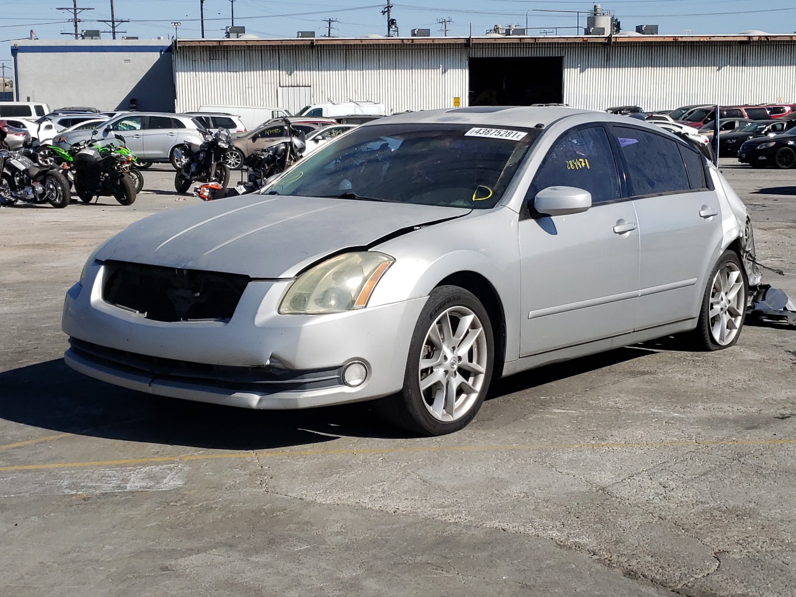 Zdjęcie 2 z aukcji – 2004 NISSAN MAXIMA SE z VIN 1N4BA41E74C840830
