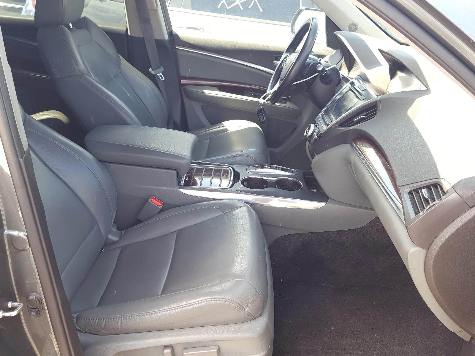 Photo 5 from auction – 2016 ACURA MDX TECHNO with VIN 5FRYD4H40GB025139