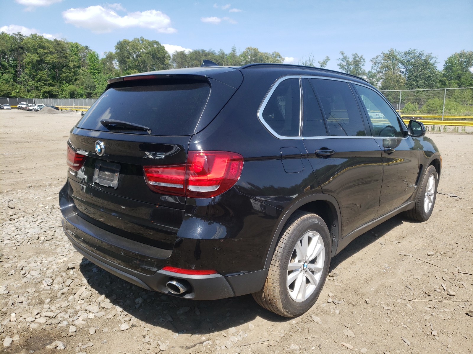 Photo 4 from auction – 2015 BMW X5 SDRIVE3 with VIN 5UXKR2C53F0H38855