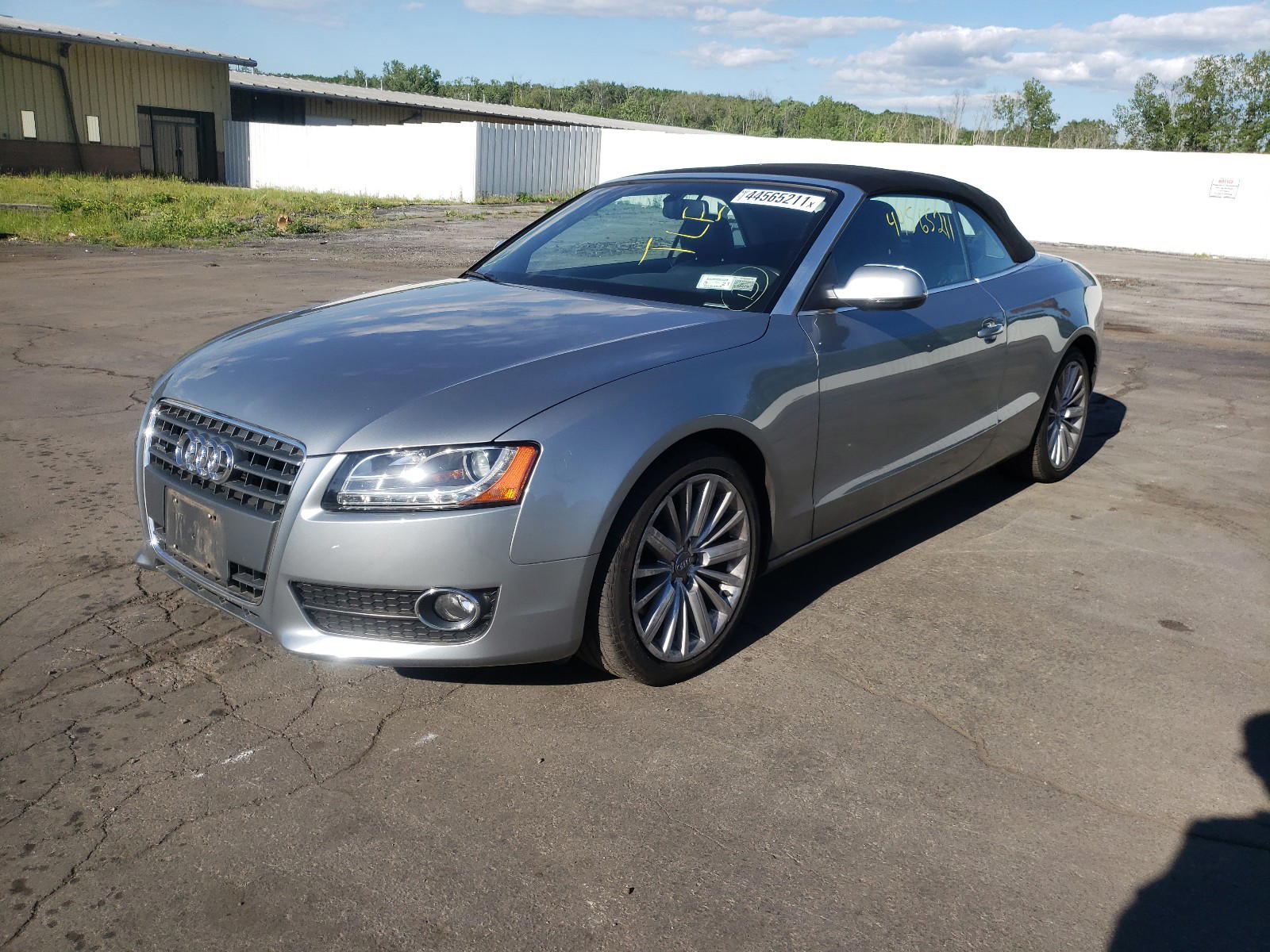 Photo 2 from auction – 2010 AUDI A5 PREMIUM with VIN WAULFAFHXAN019042