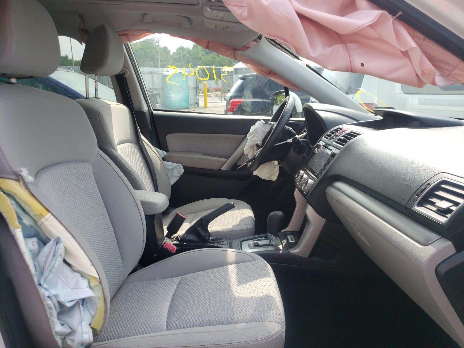 Photo 5 from auction – 2017 SUBARU FORESTER 2 with VIN JF2SJAEC9HH408980
