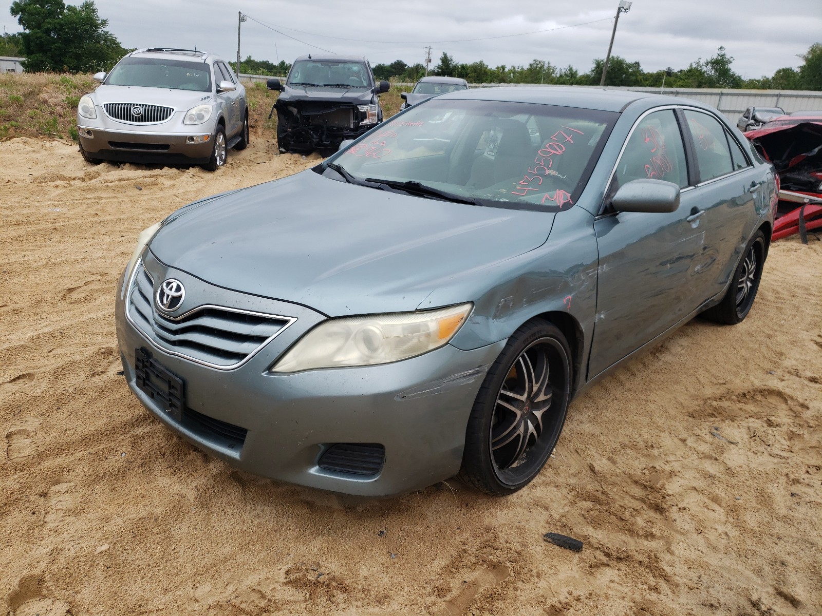 Photo 2 from auction – 2010 TOYOTA CAMRY BASE with VIN 4T1BF3EK6AU528098