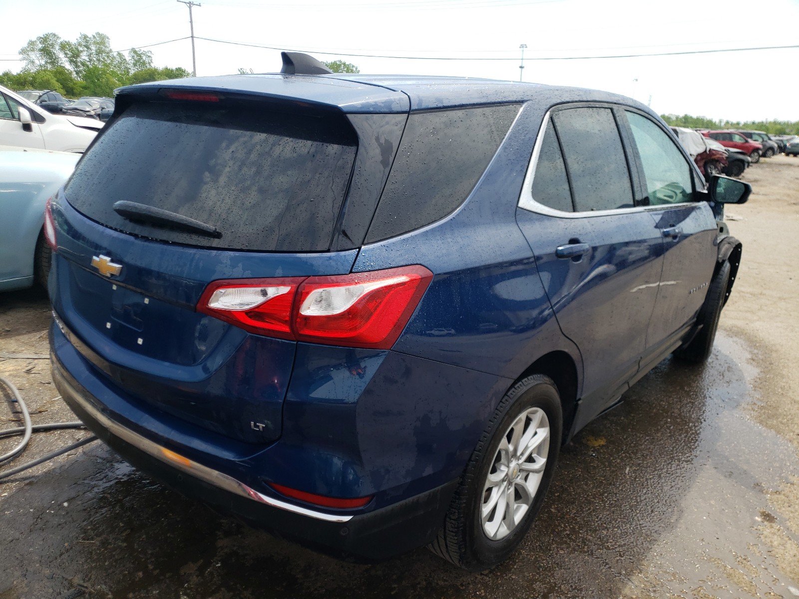 Photo 4 from auction – 2020 CHEVROLET EQUINOX LT with VIN 2GNAXJEV7L6115658