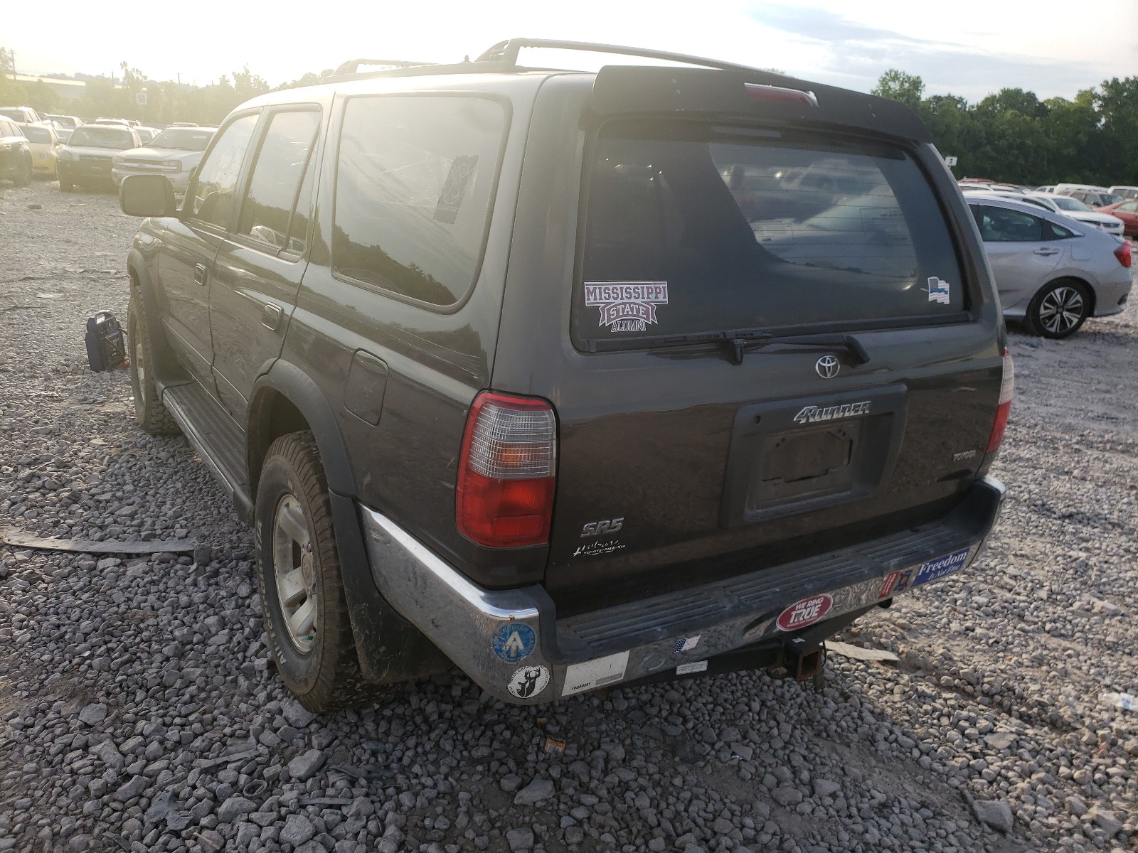 Photo 3 from auction – 1998 TOYOTA 4RUNNER SR with VIN JT3HN86RXW0190220