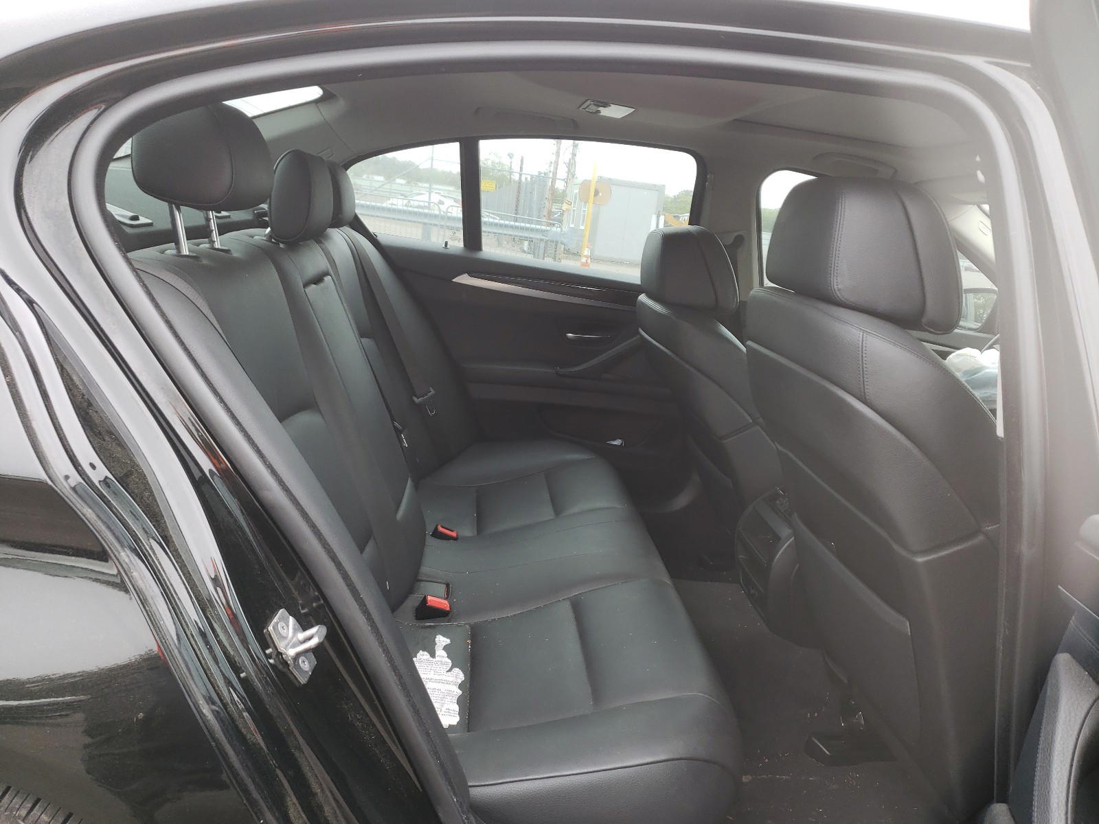 Photo 6 from auction – 2011 BMW 535 XI with VIN WBAFU7C54BC874252