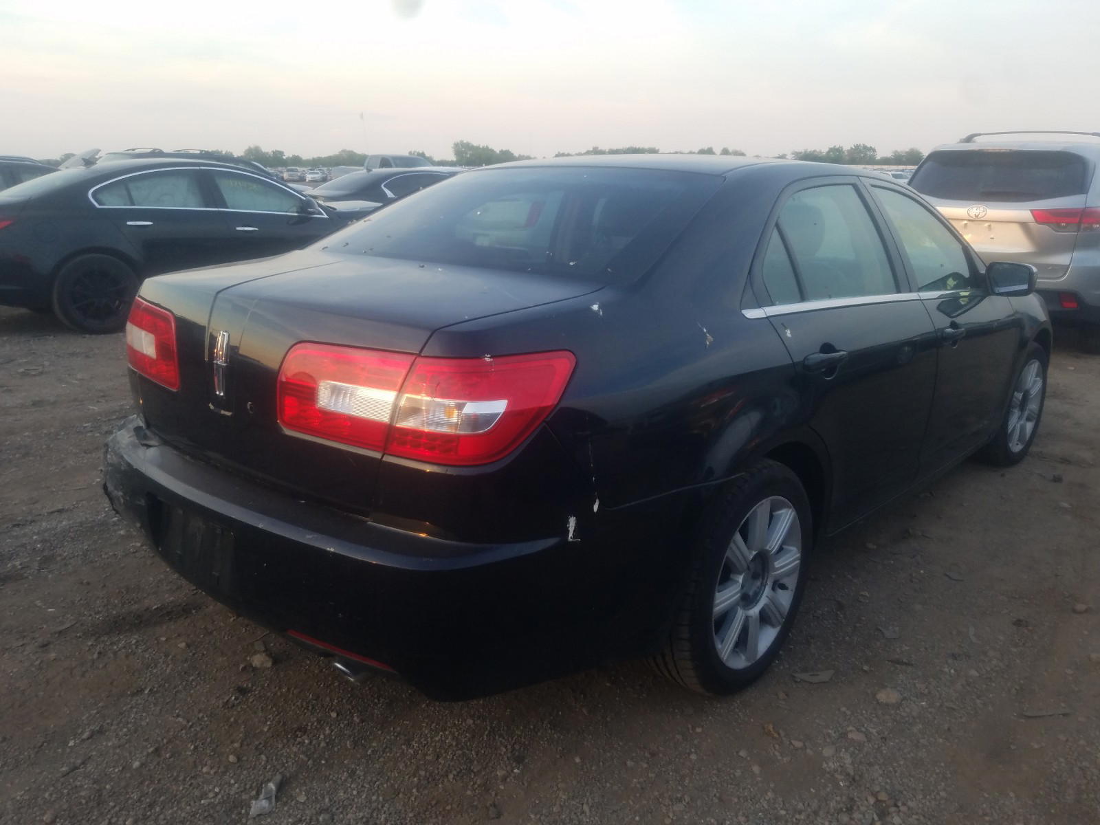 Photo 4 from auction – 2007 LINCOLN MKZ with VIN 3LNHM26T37R649463