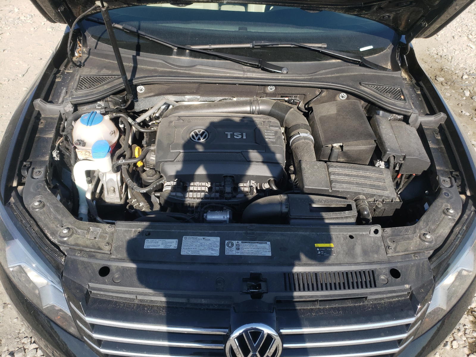 Photo 7 from auction – 2015 VOLKSWAGEN PASSAT S with VIN 1VWAT7A37FC080656