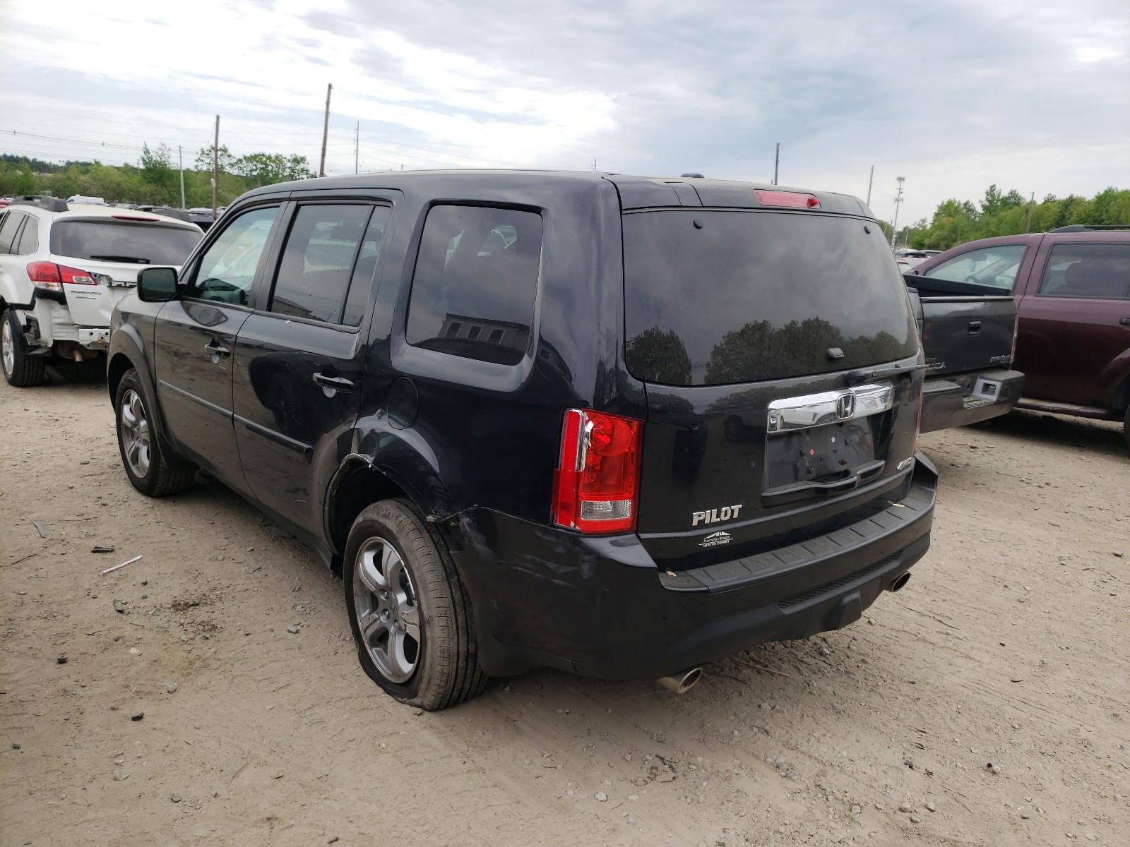 Photo 3 from auction – 2014 HONDA PILOT EXL with VIN 5FNYF4H56EB053321