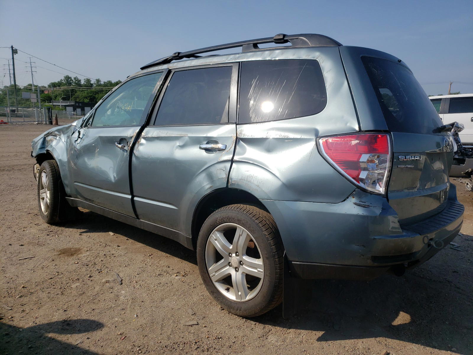 Photo 3 from auction – 2010 SUBARU FORESTER 2 with VIN JF2SH6CCXAG715937