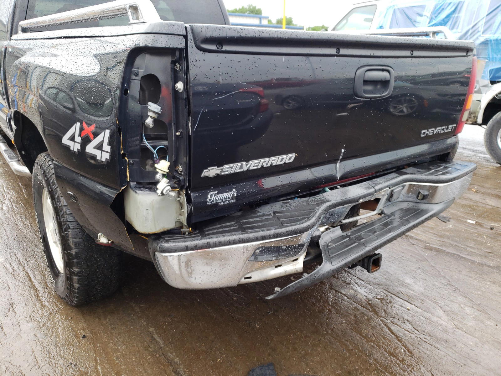 Photo 9 from auction – 2002 CHEVROLET SILVERADO with VIN 2GCEK19T221409384