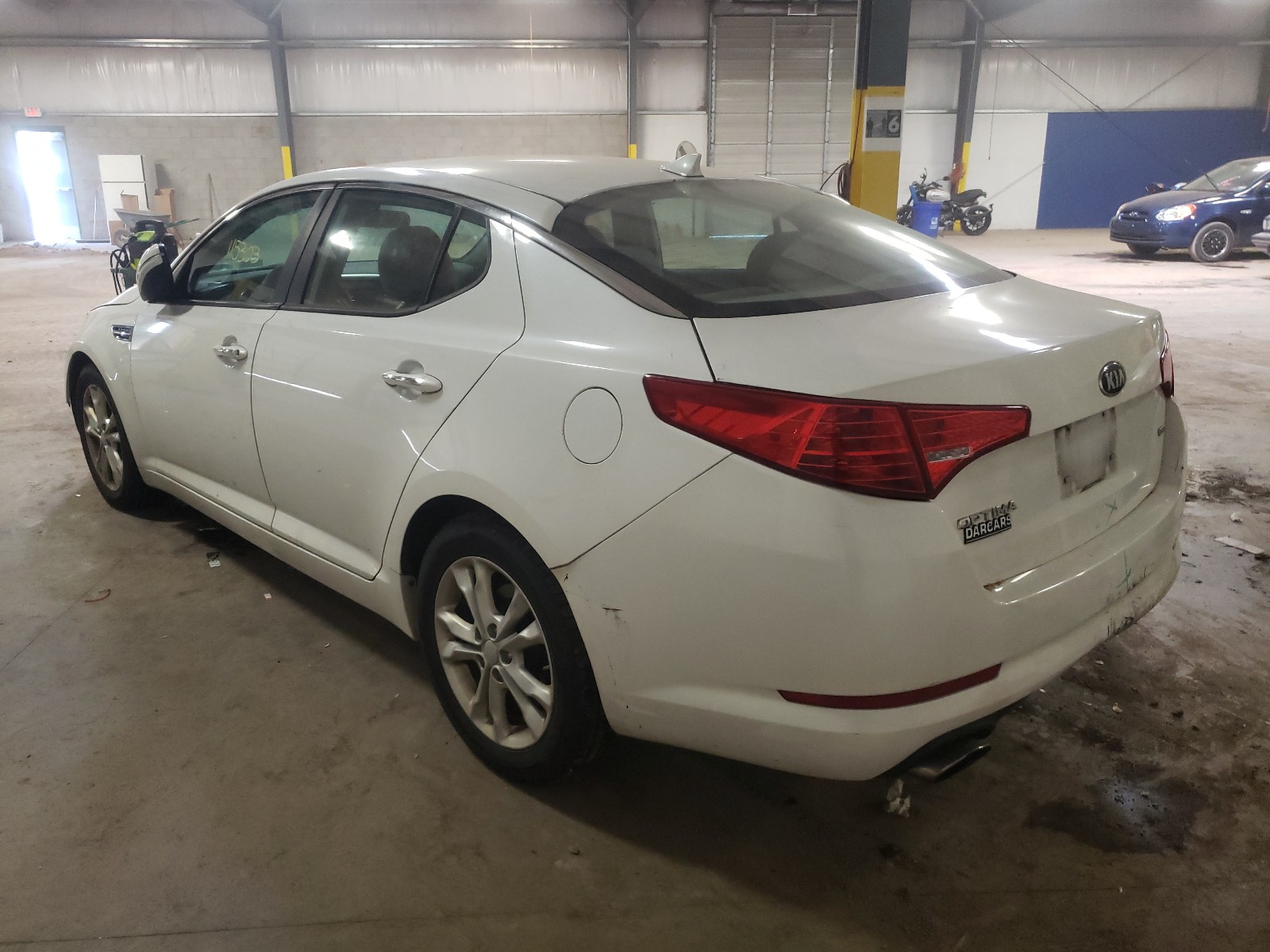 Photo 3 from auction – 2013 KIA OPTIMA LX with VIN 5XXGM4A71DG205000
