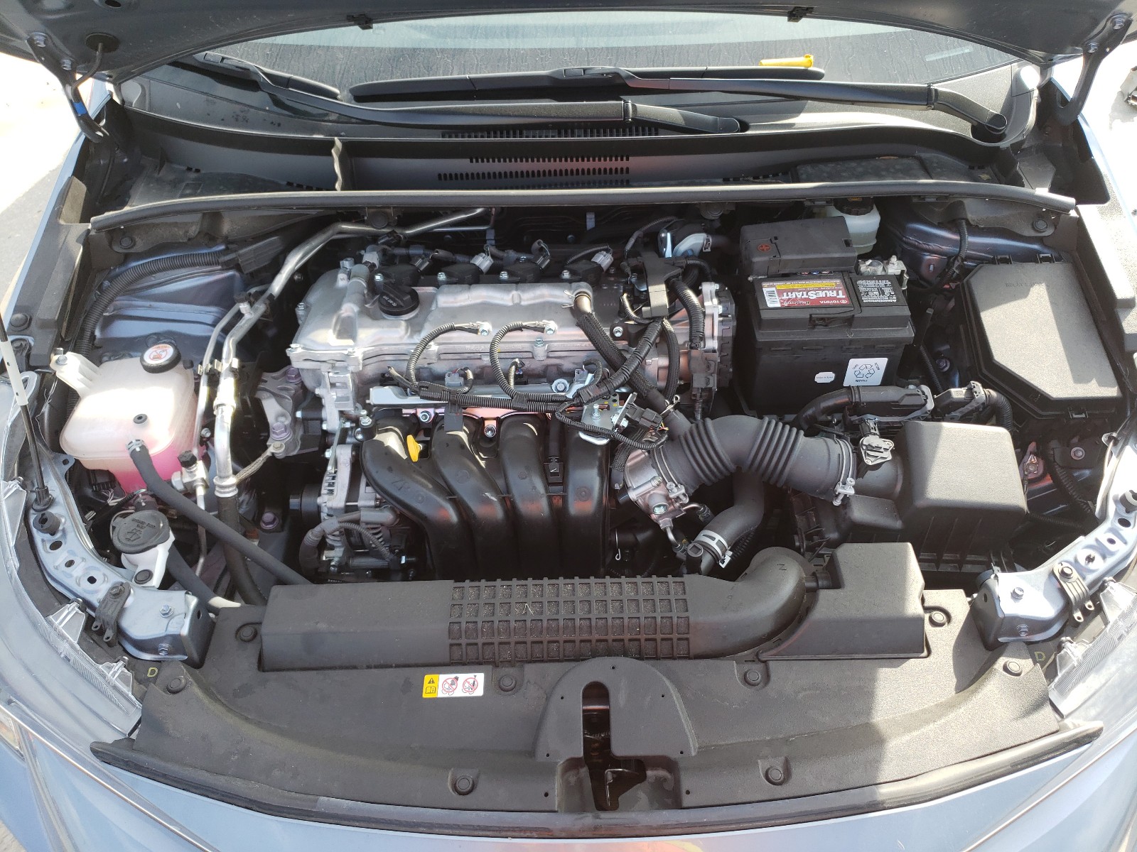 Photo 7 from auction – 2020 TOYOTA COROLLA LE with VIN JTDEPRAE2LJ104567