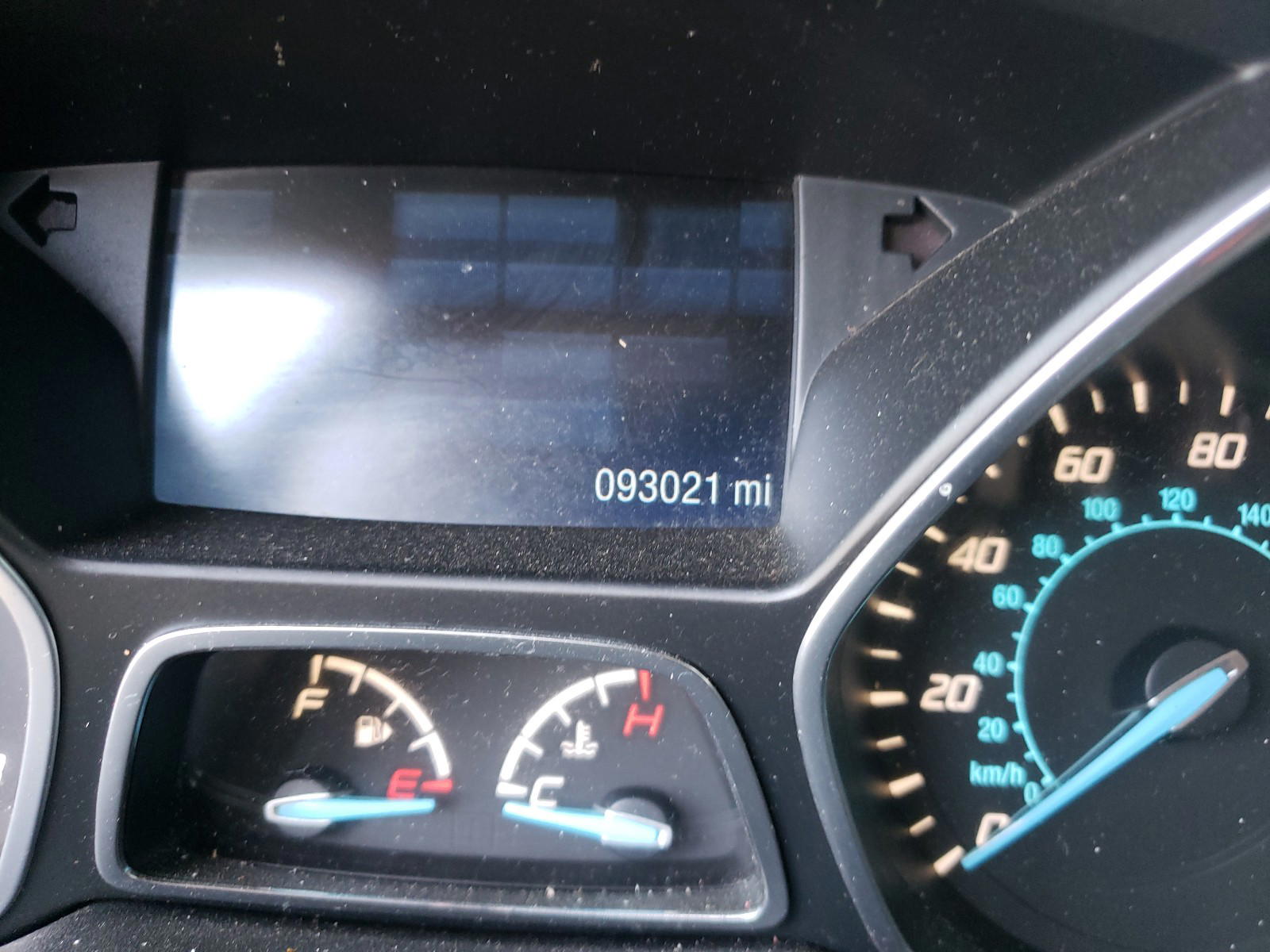 Photo 8 from auction – 2014 FORD ESCAPE SE with VIN 1FMCU9GX7EUC00295