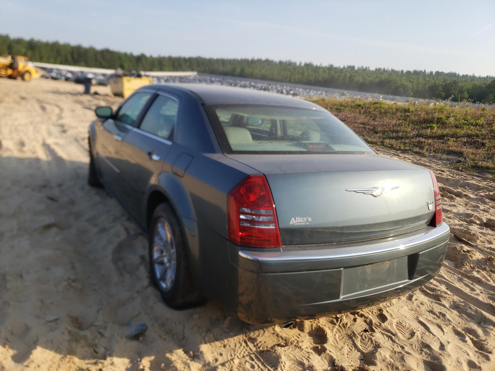 Photo 3 from auction – 2005 CHRYSLER 300C with VIN 2C3JA63H35H653709