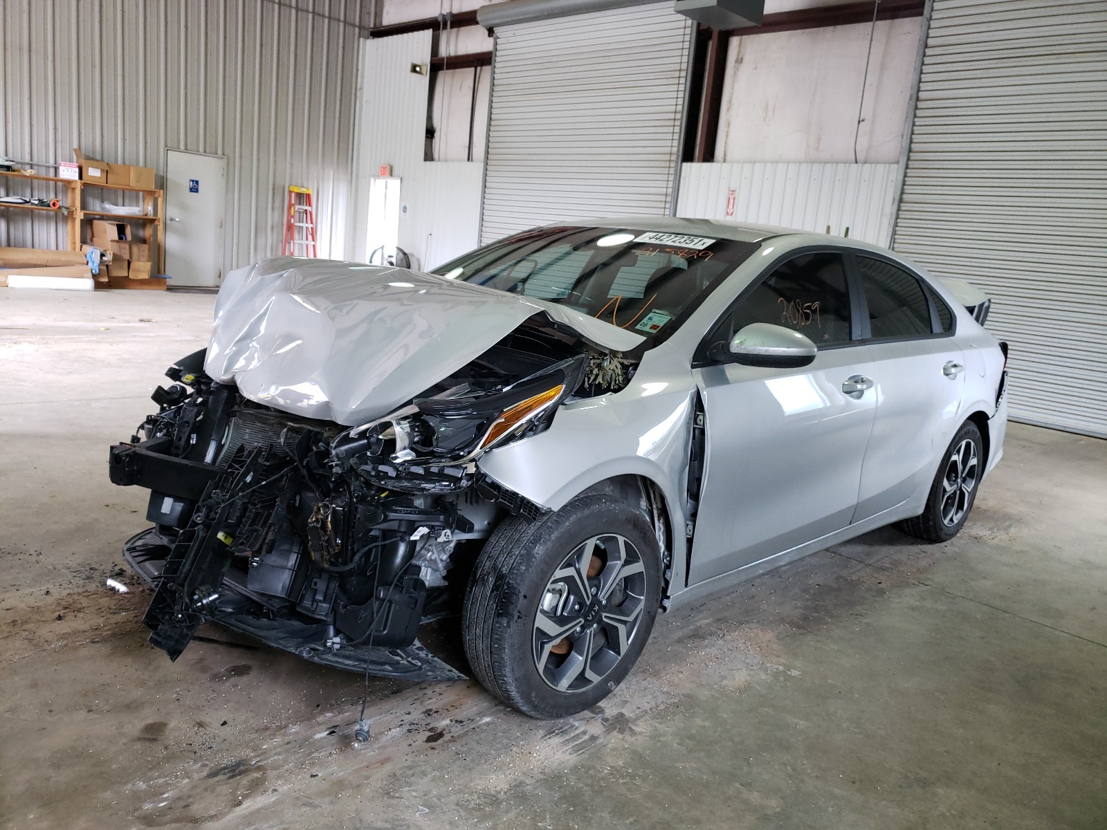 Photo 2 from auction – 2020 KIA FORTE FE with VIN 3KPF24ADXLE215829