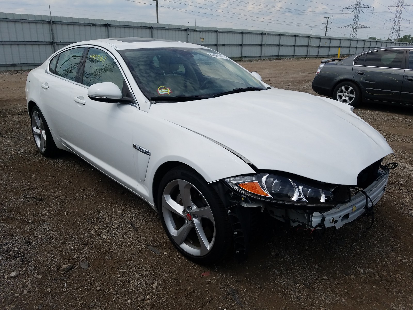 صورة رقم 1 من المزاد - 2012 JAGUAR XF مع VIN SAJWA0FB5CLS29357