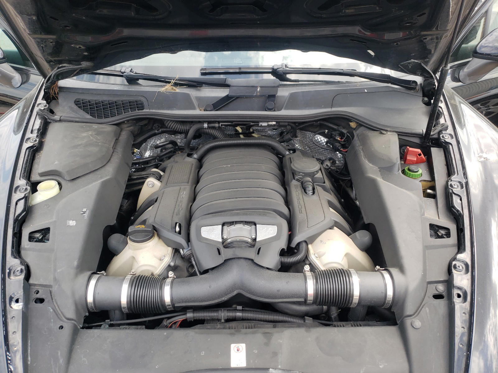 Photo 7 from auction – 2013 PORSCHE CAYENNE GT with VIN WP1AD2A20DLA77474