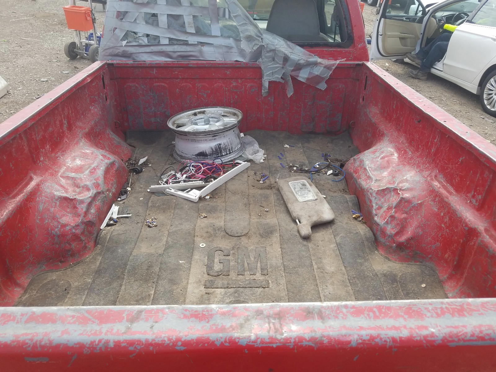 Photo 6 from auction – 2006 GMC CANYON with VIN 1GTCS148868267801
