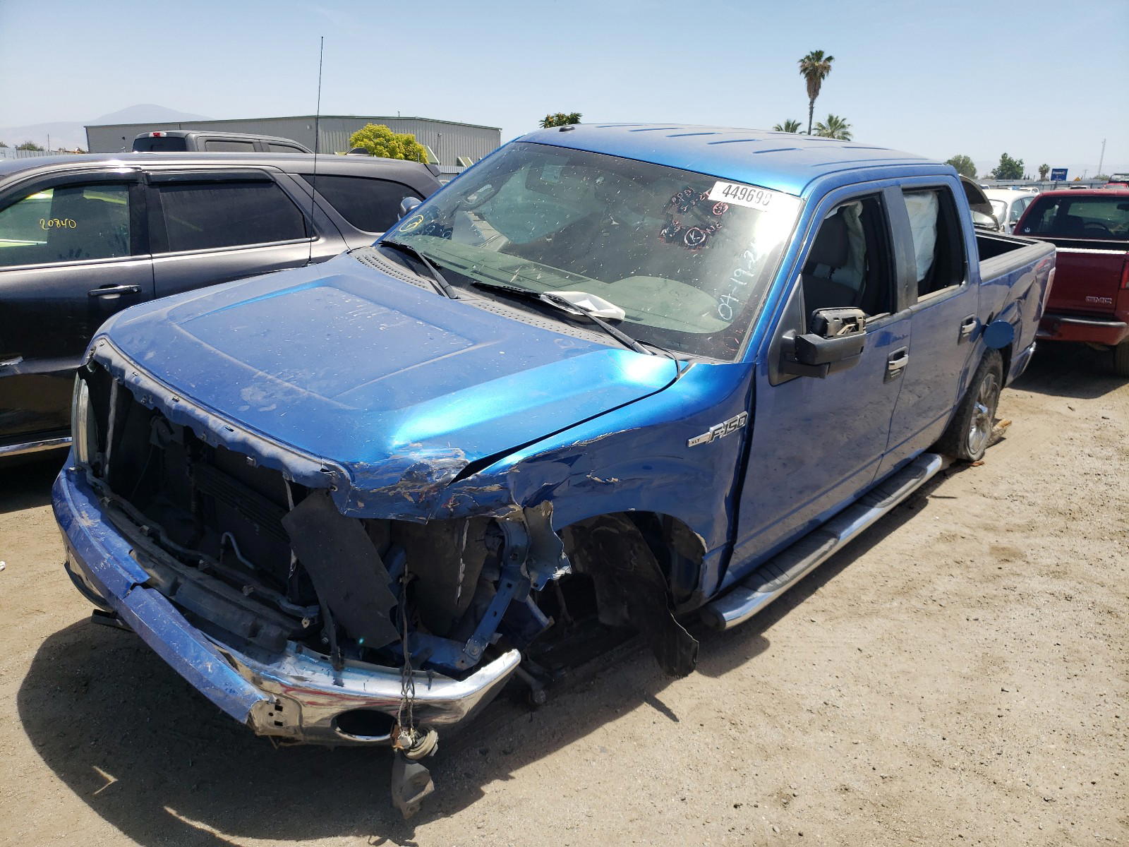 Photo 2 from auction – 2010 FORD F150 SUPER with VIN 1FTEW1C83AFA77939