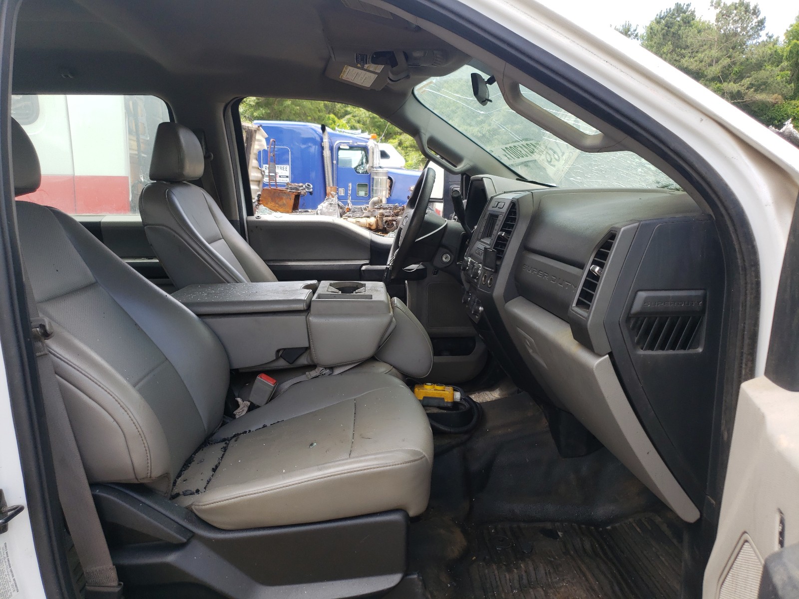 Photo 5 from auction – 2018 FORD F550 SUPER with VIN 1FD0W5GT9JEC52308