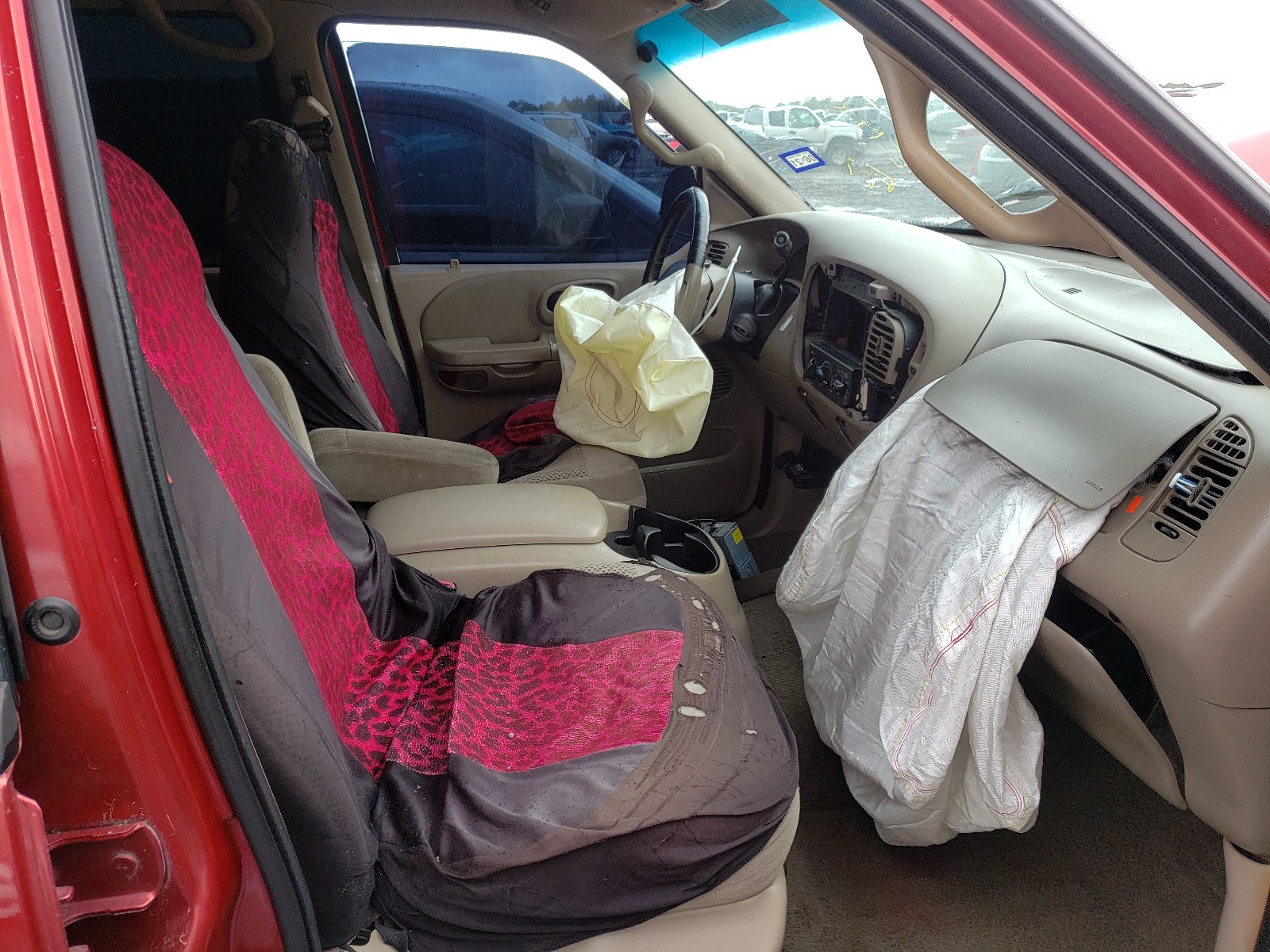 Photo 5 from auction – 2001 FORD F150 SUPER with VIN 1FTRW07L51KE19490