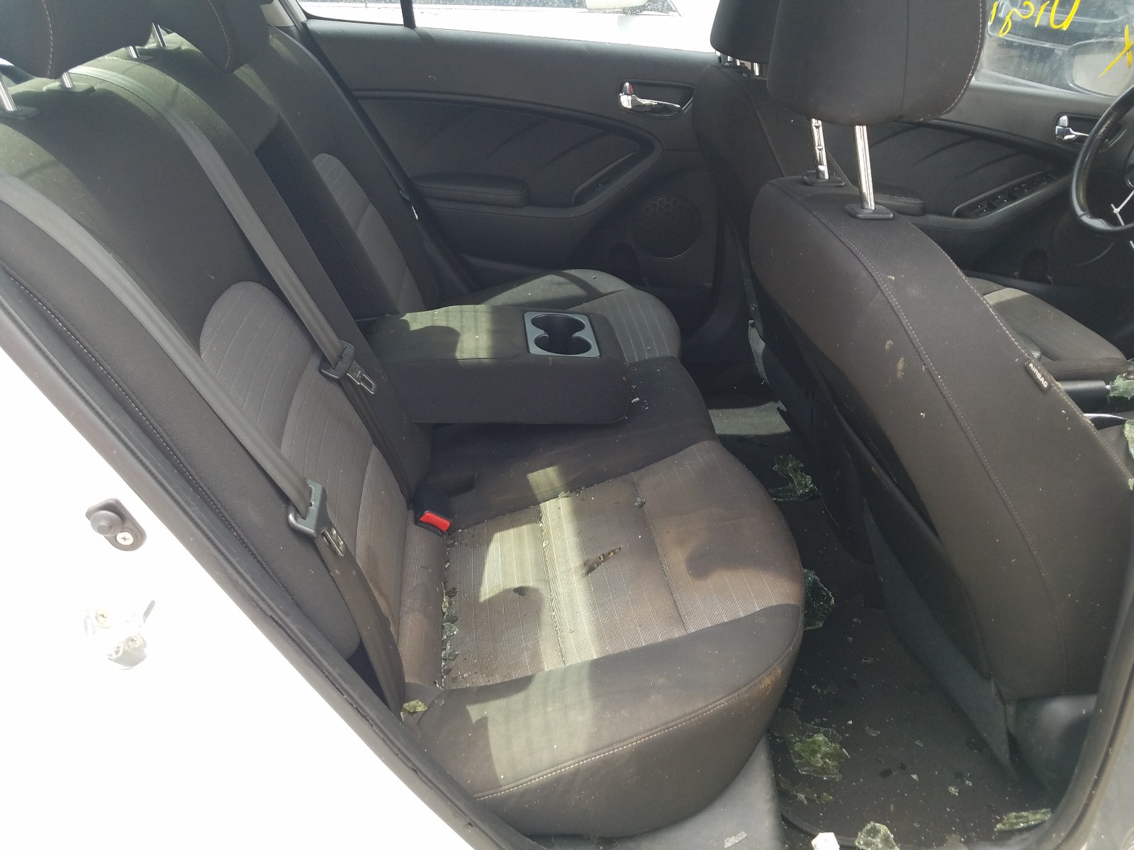 Zdjęcie 6 z aukcji – 2015 KIA FORTE EX z VIN KNAFX4A85F5266365