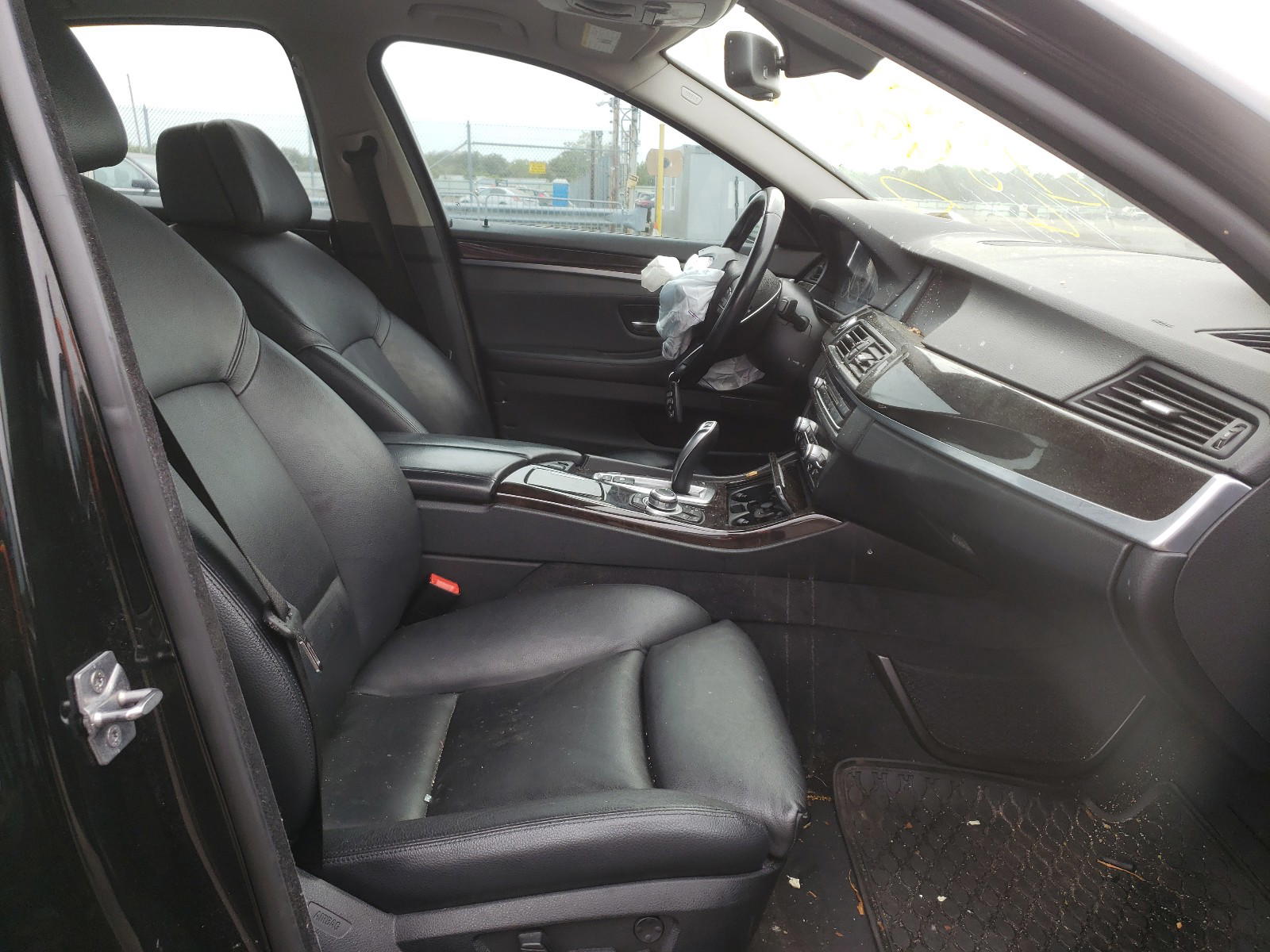 Photo 5 from auction – 2011 BMW 535 XI with VIN WBAFU7C54BC874252
