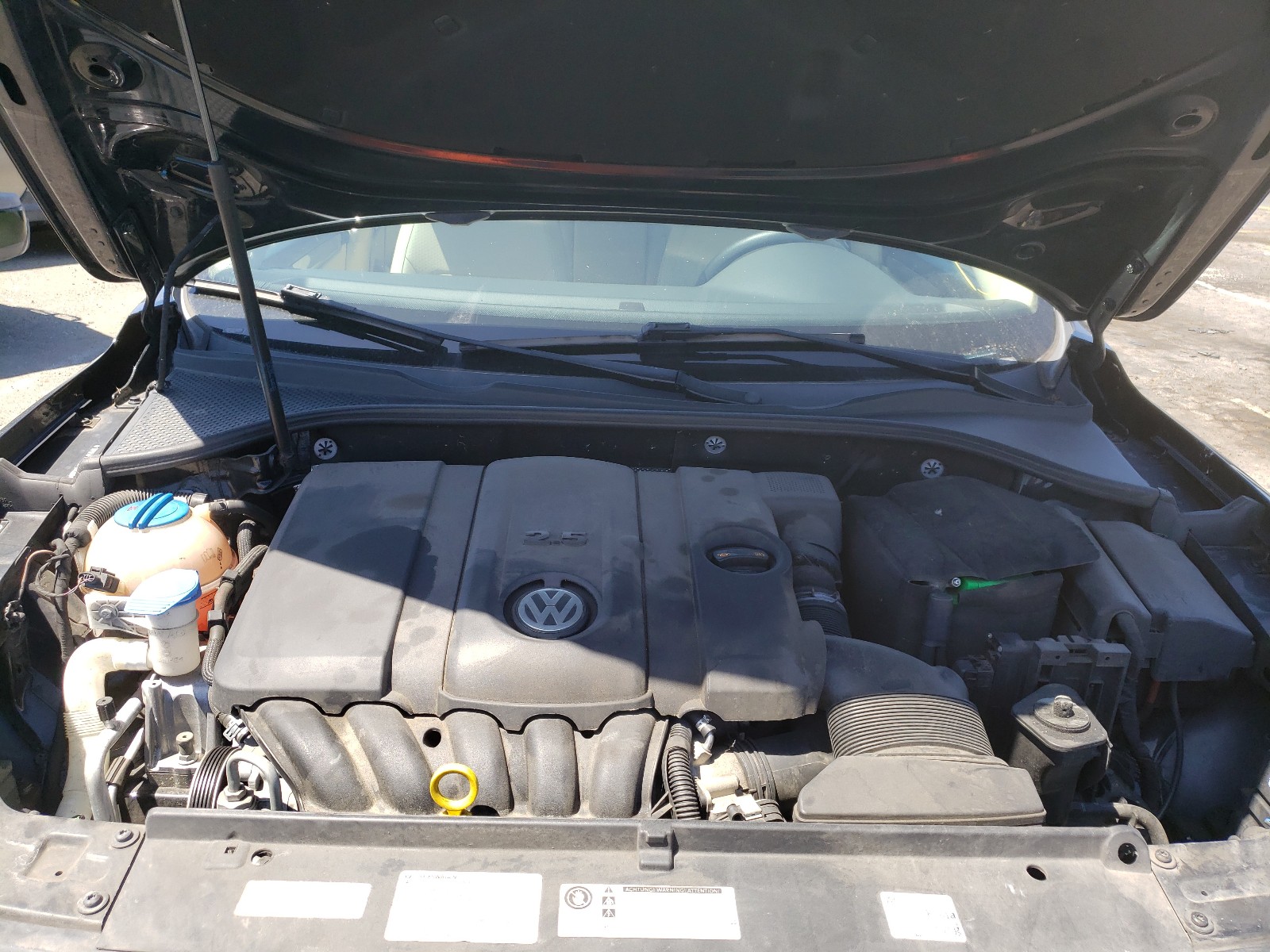 Photo 7 from auction – 2013 VOLKSWAGEN PASSAT S with VIN 1VWAP7A37DC138203