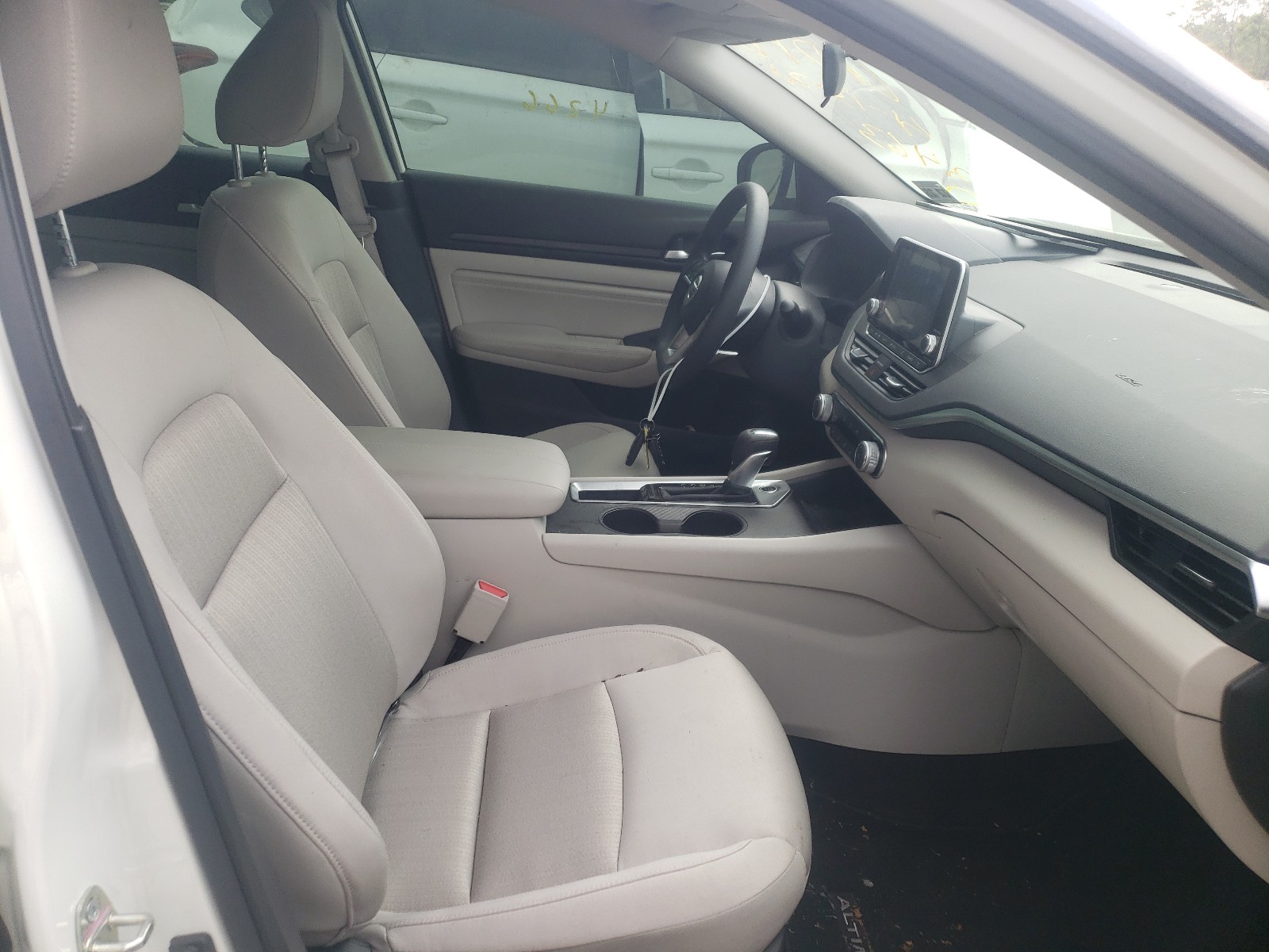 Photo 5 from auction – 2020 NISSAN ALTIMA S with VIN 1N4BL4BV8LN322463