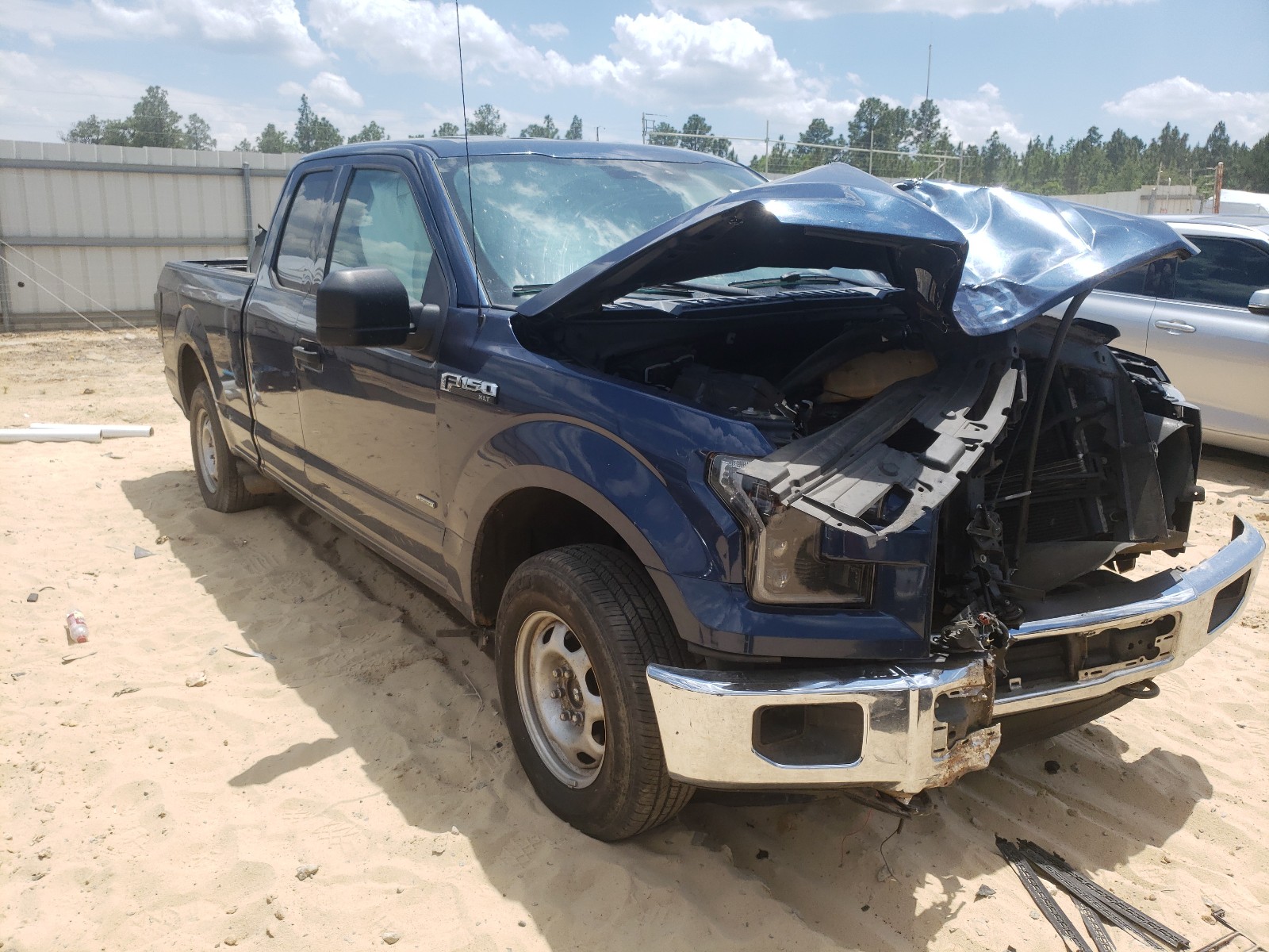 Photo 1 from auction – 2016 FORD F150 SUPER with VIN 1FTEX1EP1GFD58504