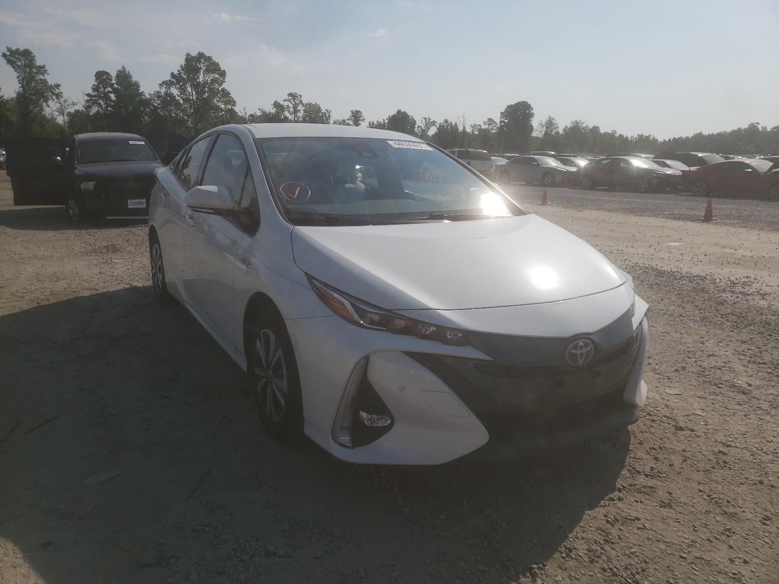 صورة رقم 1 من المزاد - 2017 TOYOTA PRIUS PRIM مع VIN JTDKARFP1H3000355
