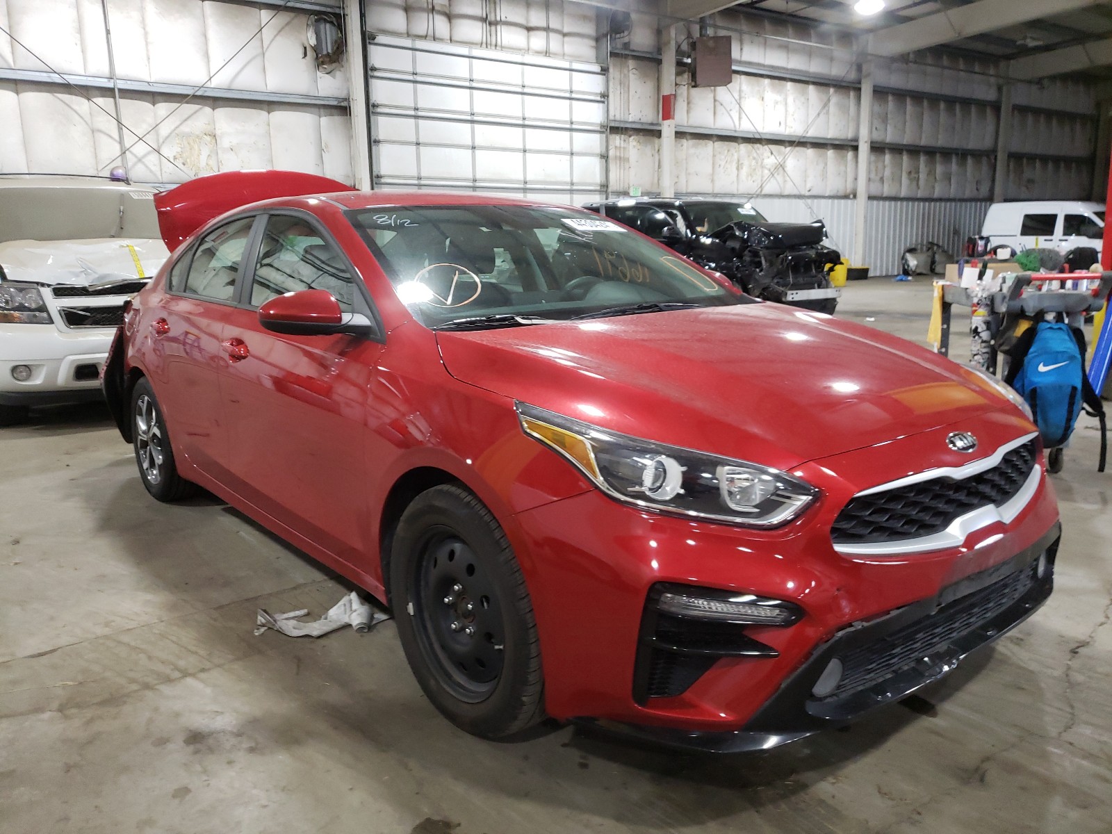KIA FORTE FE 2019 with VIN 3KPF24AD0KE083484 - Photo from auction