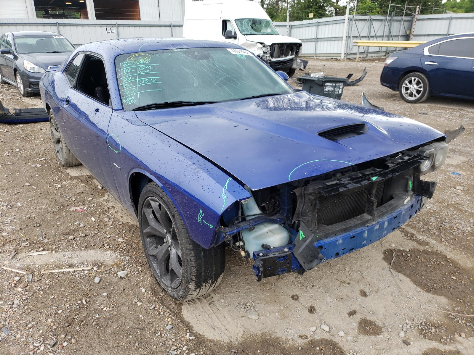 DODGE CHALLENGER 2019 with VIN 2C3CDZBT8KH593896 - Photo from auction