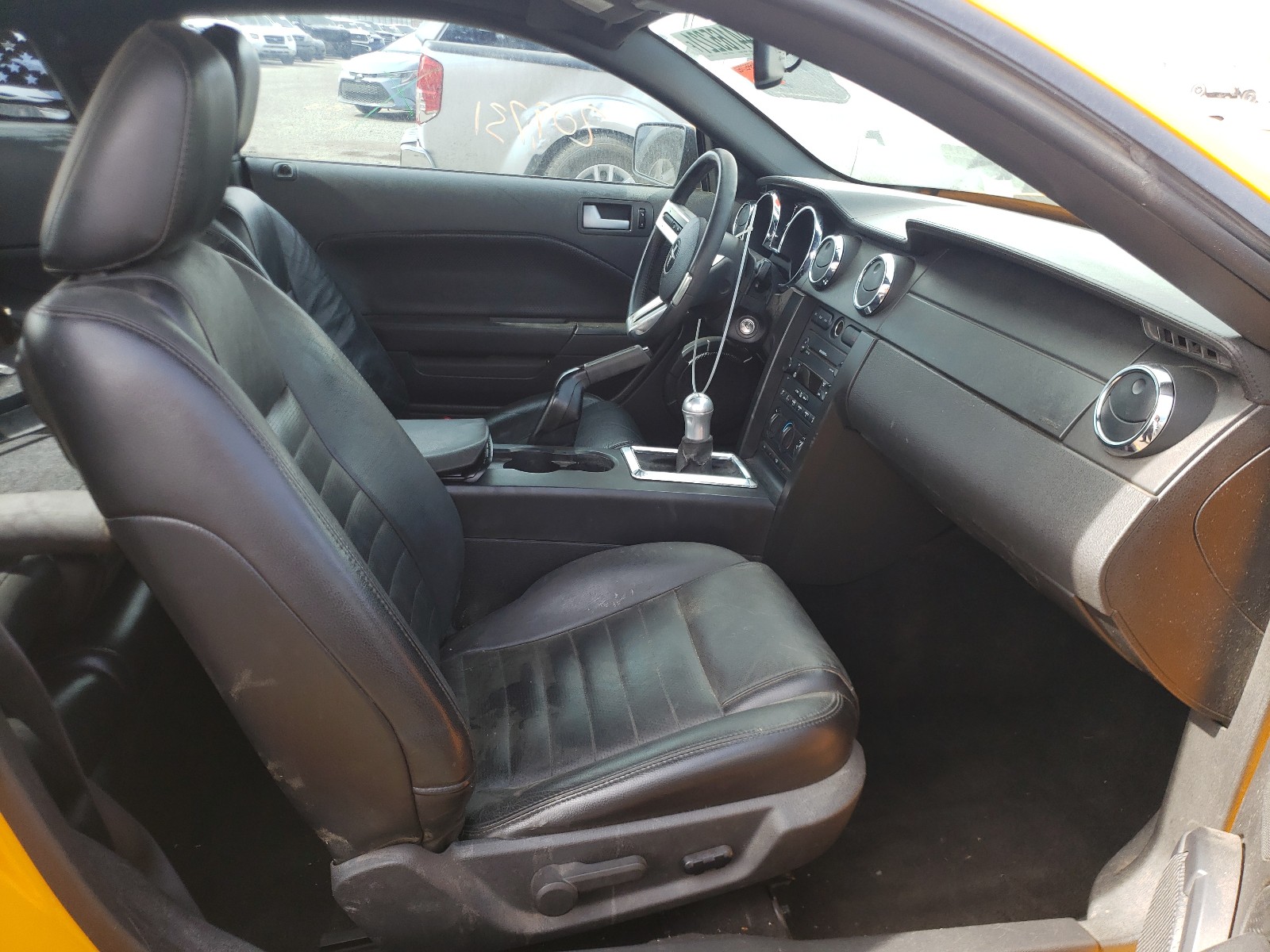 Photo 5 from auction – 2007 FORD MUSTANG with VIN 1ZVFT80N275254394