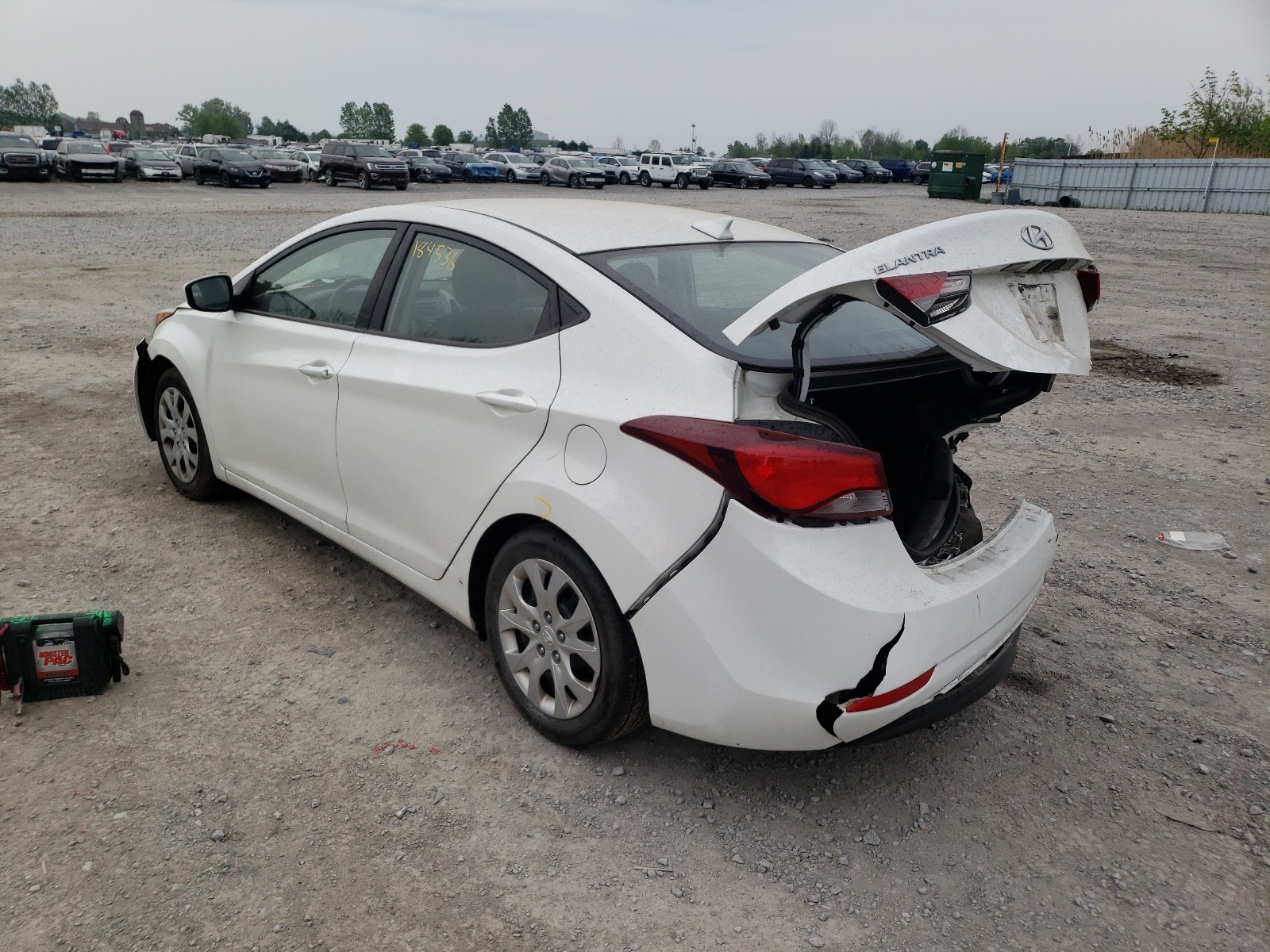 Photo 3 from auction – 2016 HYUNDAI ELANTRA SE with VIN 5NPDH4AE6GH662271