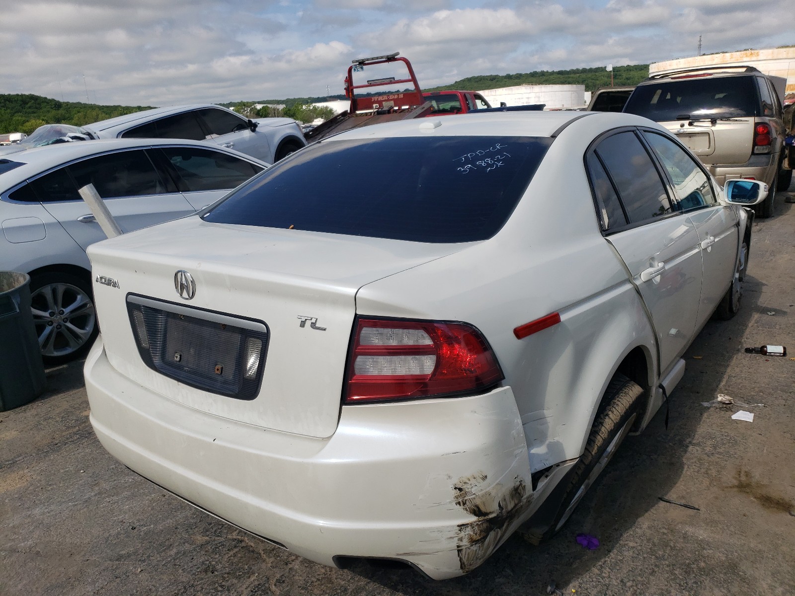 Photo 4 from auction – 2008 ACURA TL with VIN 19UUA66268A010856
