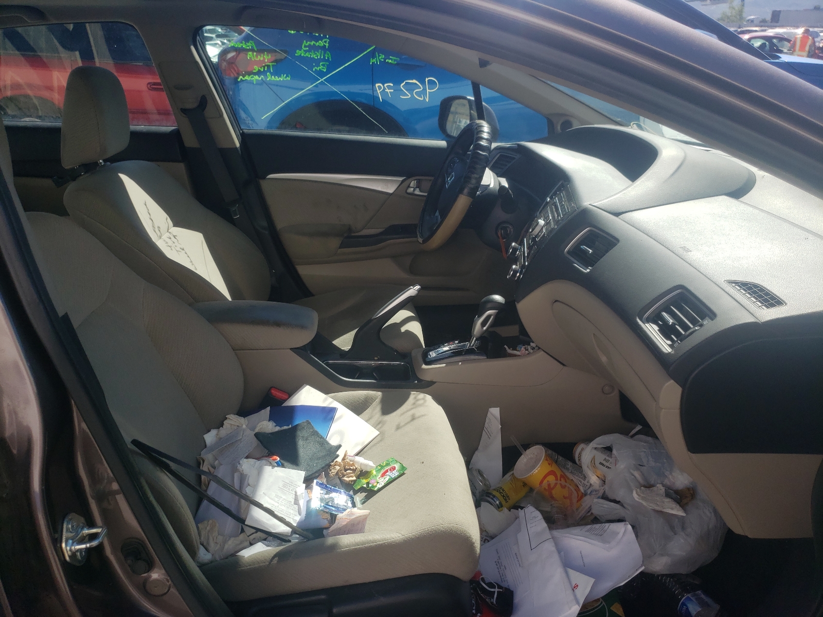 Photo 5 from auction – 2013 HONDA CIVIC EX with VIN 2HGFB2F81DH558763