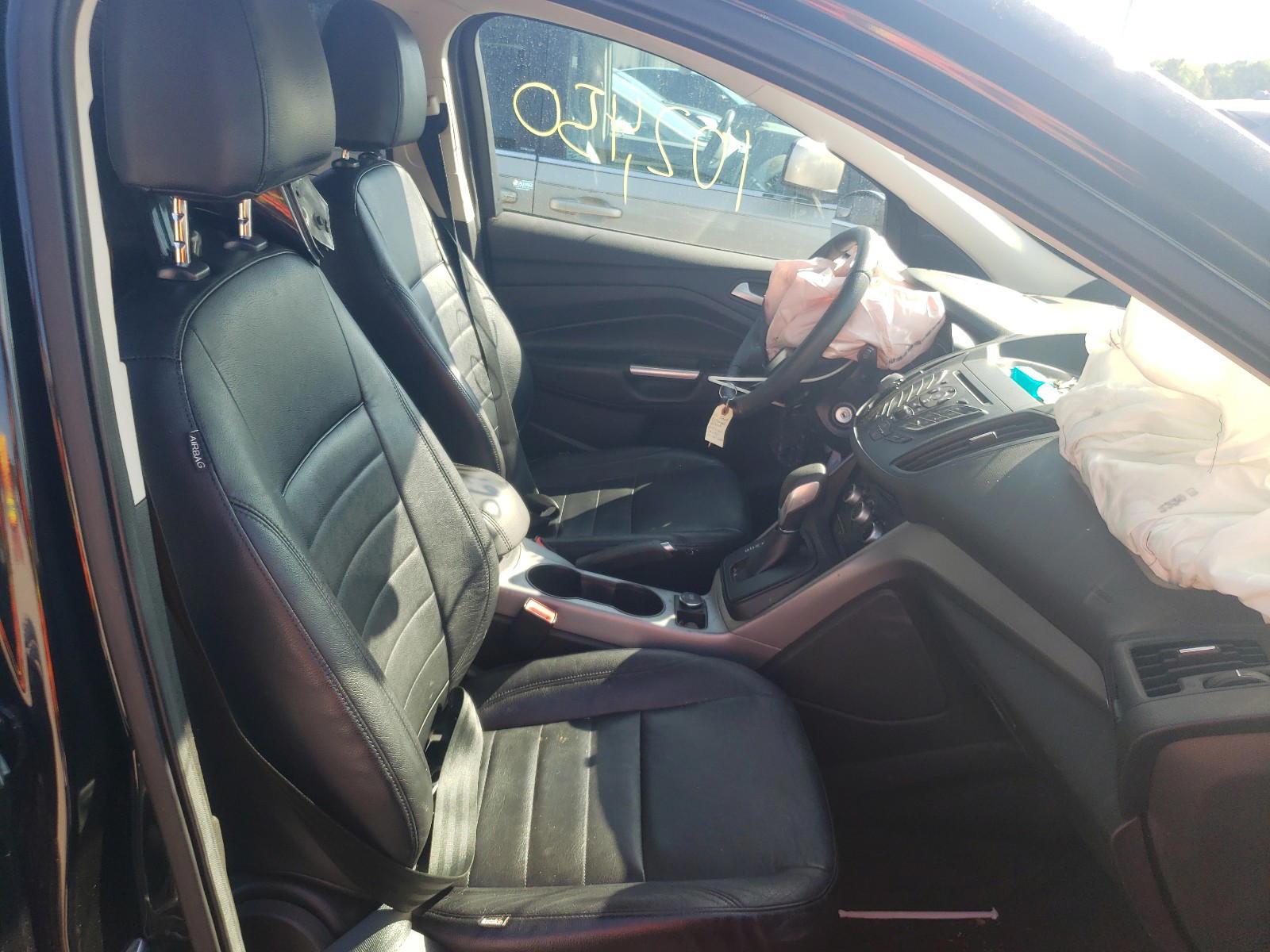 Photo 5 from auction – 2014 FORD ESCAPE SE with VIN 1FMCU0G91EUB98461