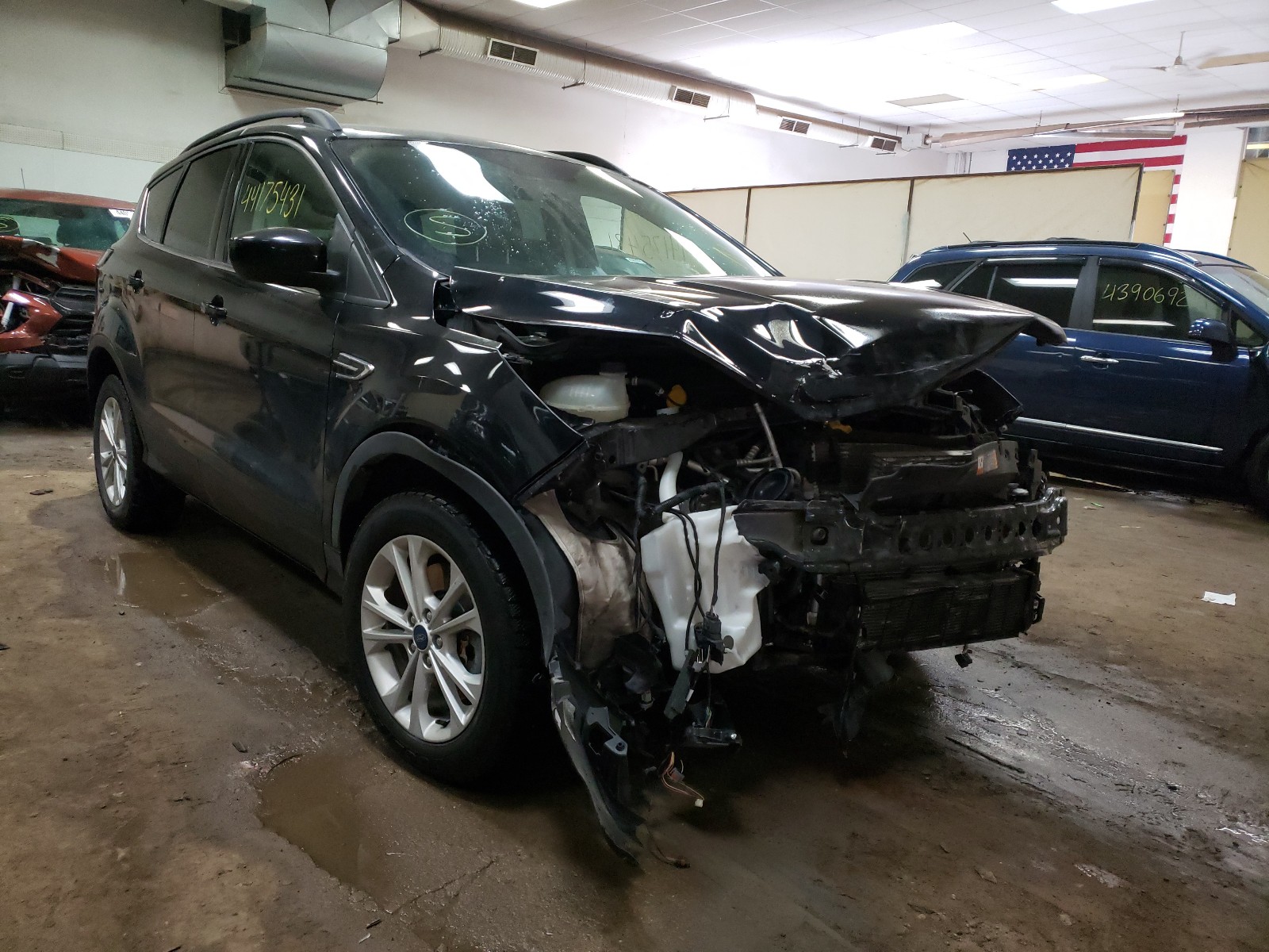 Photo 1 from auction – 2017 FORD ESCAPE SE with VIN 1FMCU9GD6HUD22060