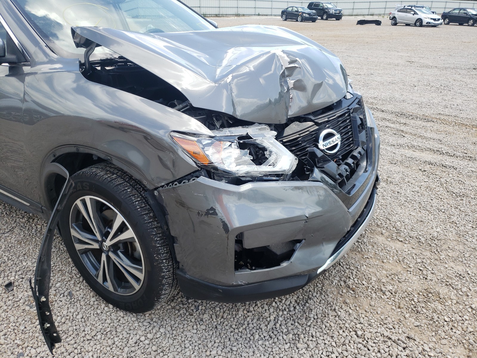 Photo 9 from auction – 2017 NISSAN ROGUE with VIN JN8AT2MT3HW390374