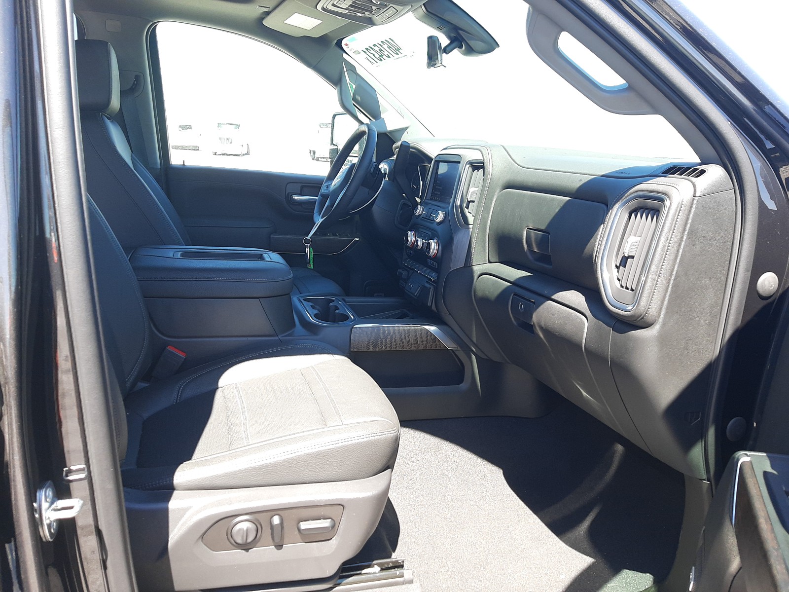 Photo 5 from auction – 2021 GMC SIERRA K35 with VIN 1GT49WEY4MF104664