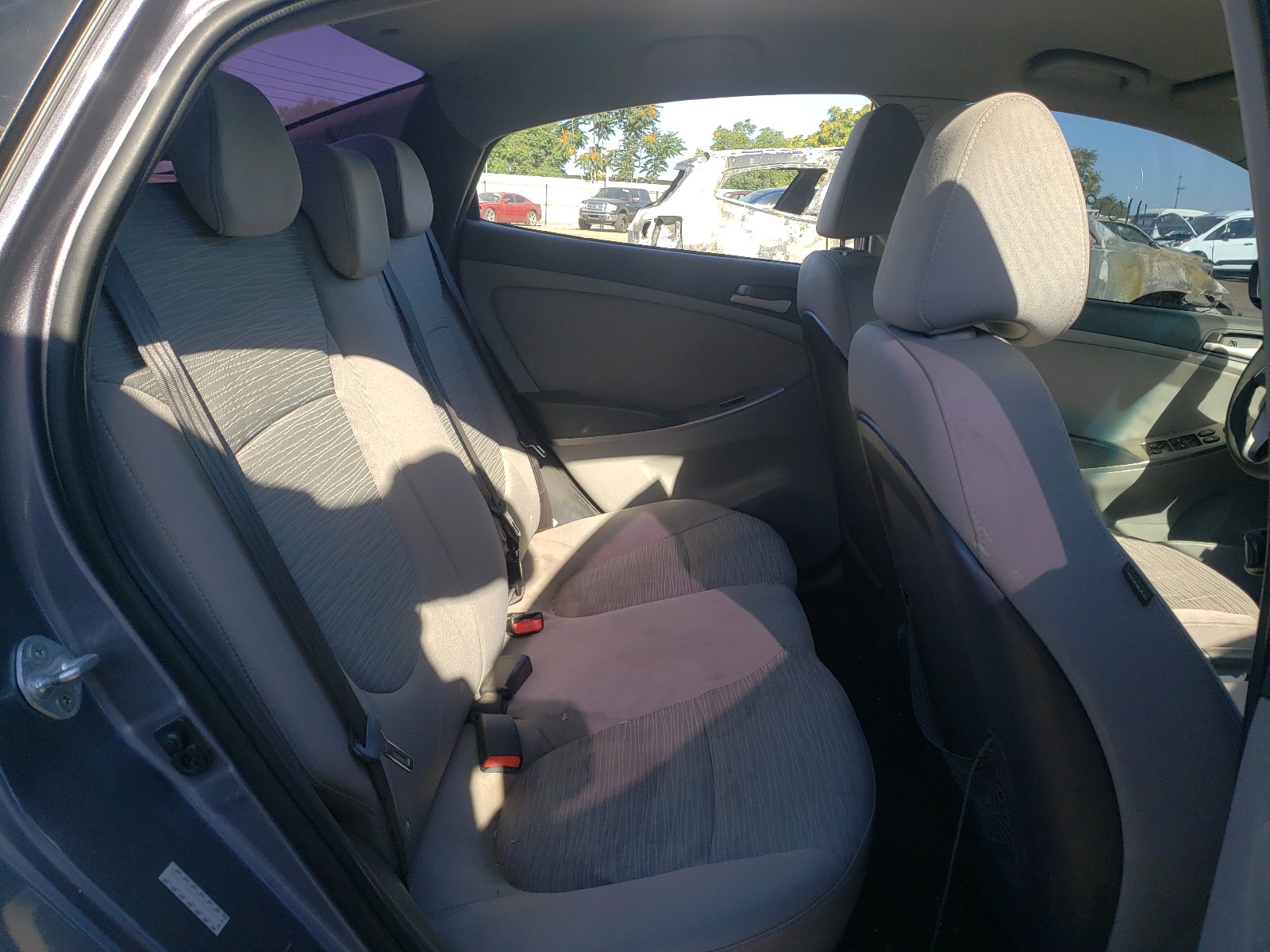Photo 6 from auction – 2015 HYUNDAI ACCENT GLS with VIN KMHCT4AEXFU920608