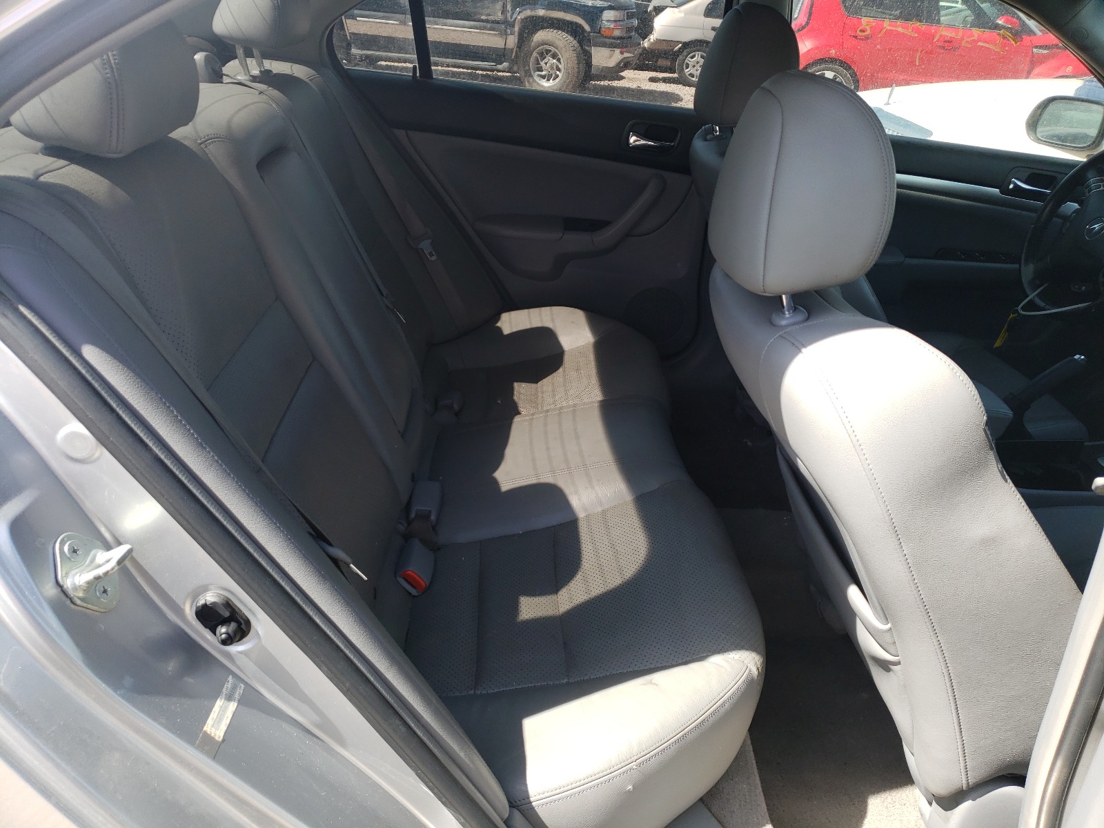 Photo 6 from auction – 2008 ACURA TSX with VIN JH4CL96828C012312