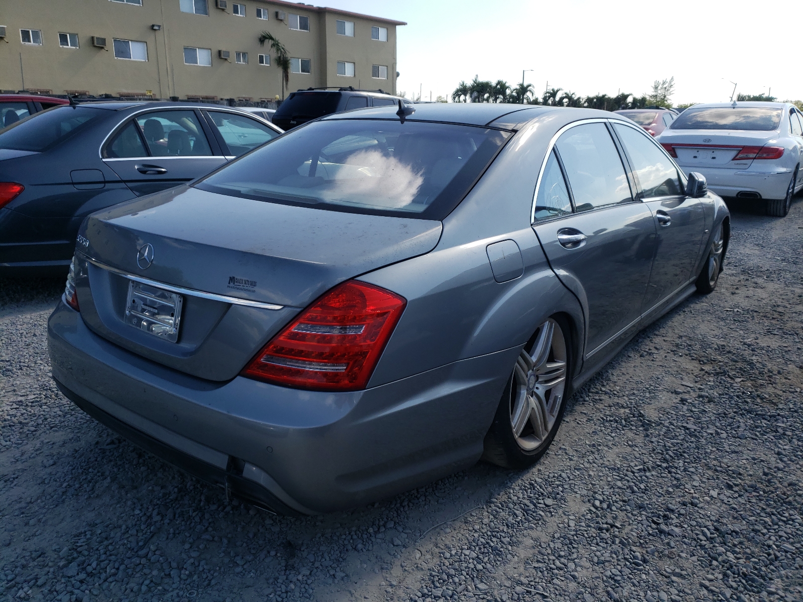 Photo 4 from auction – 2012 MERCEDES-BENZ S 550 with VIN WDDNG7DB2CA429862