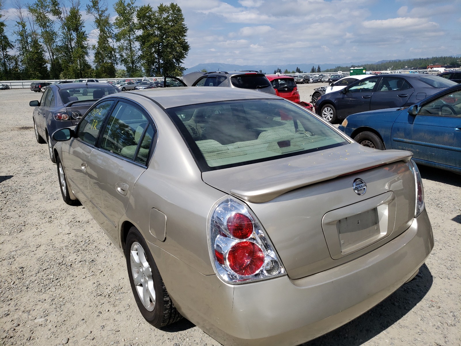 Photo 3 from auction – 2005 NISSAN ALTIMA S with VIN 1N4AL11D05C143951