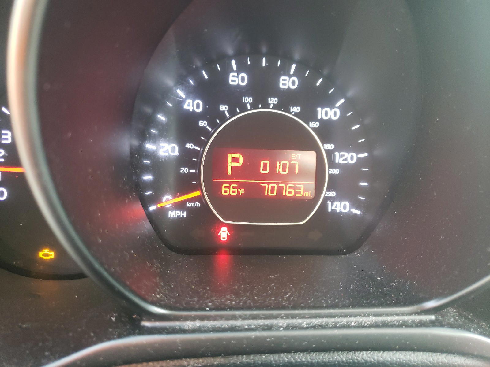 Photo 8 from auction – 2015 KIA SOUL with VIN KNDJN2A26F7158358