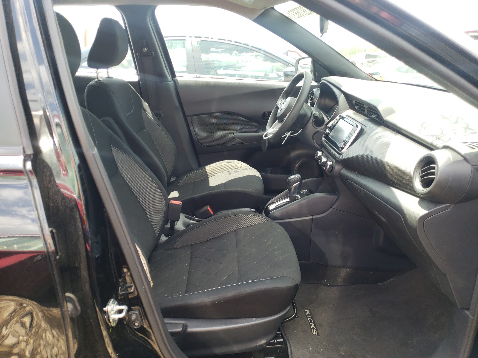 Photo 5 from auction – 2020 NISSAN KICKS S with VIN 3N1CP5BV8LL552094