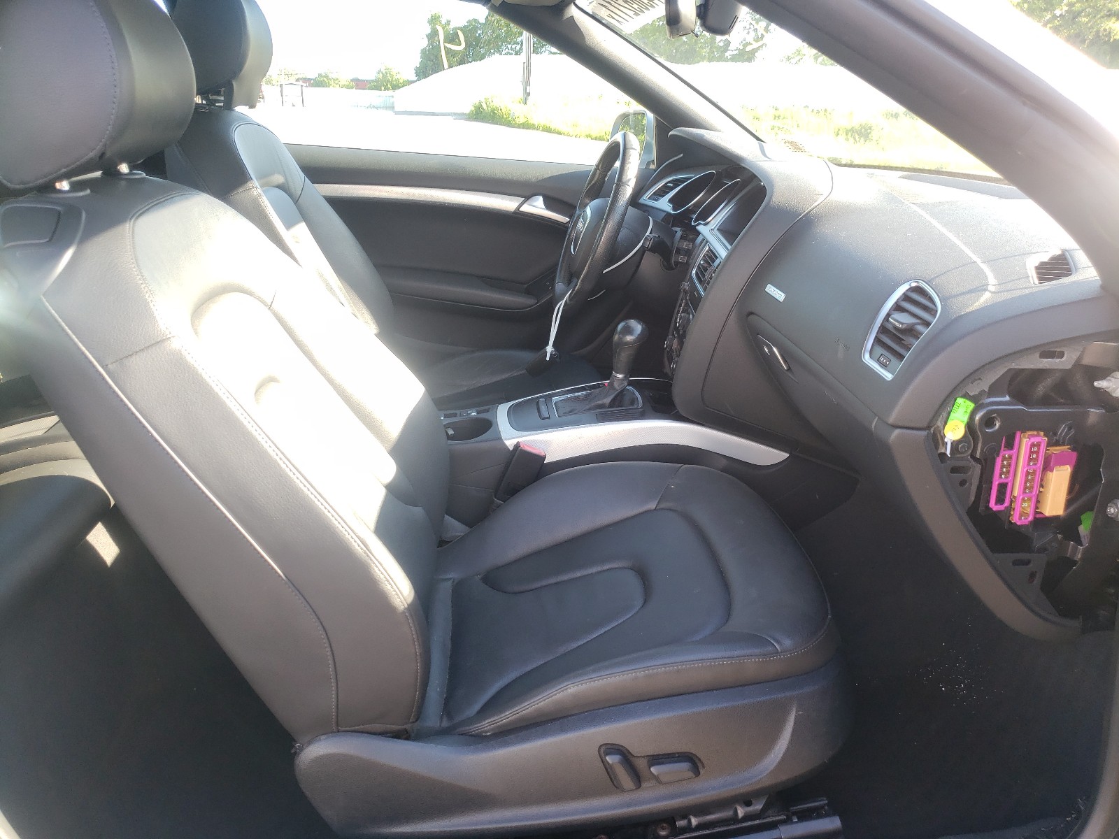 Фото 5 с аукциона – 2010 AUDI A5 PREMIUM с VIN WAULFAFHXAN019042