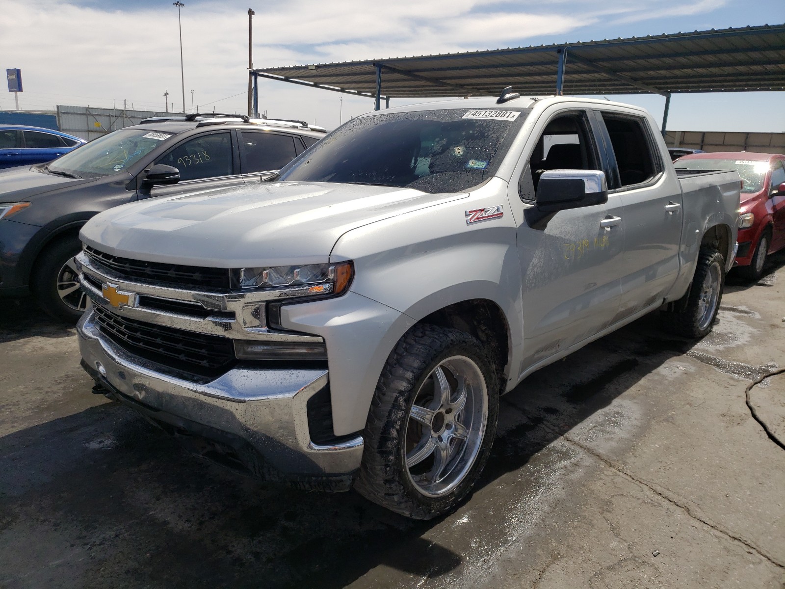 Photo 2 from auction – 2019 CHEVROLET SILVERADO with VIN 1GCUYDED0KZ143459